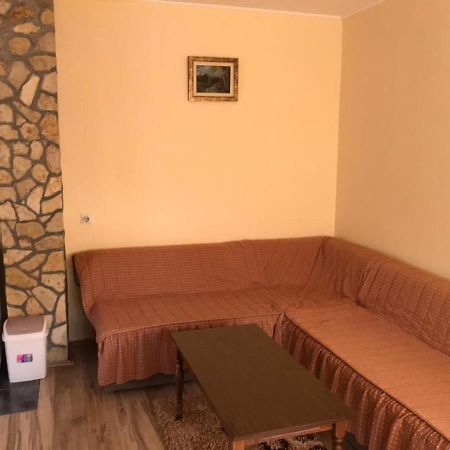 Apartman Helena 모크라 고라 외부 사진